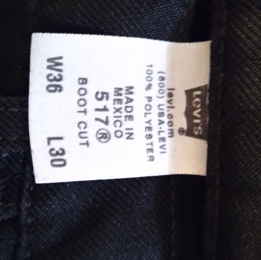 Levi's - Picture 3 of 3